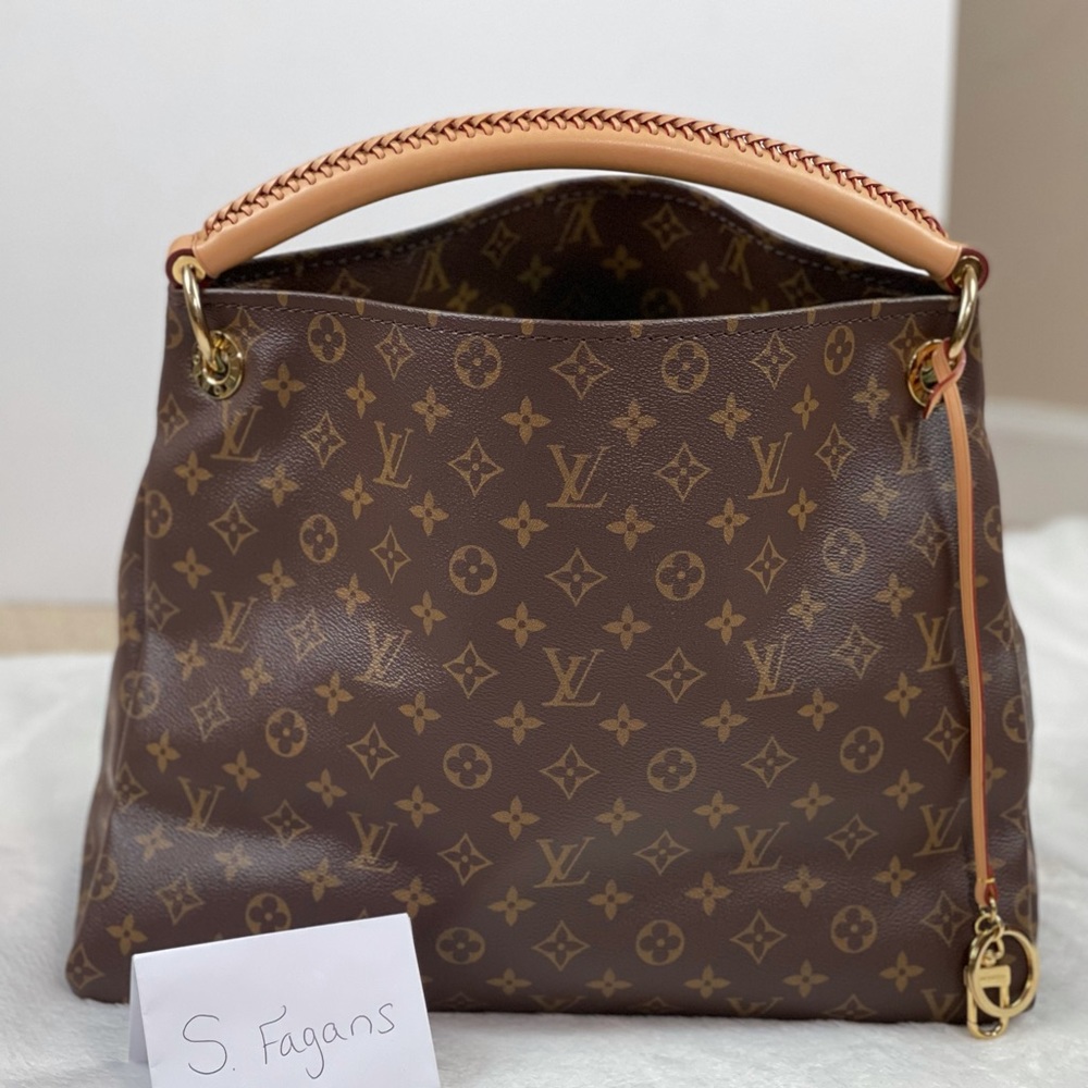 Louis Vuitton Artsy